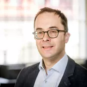 Portrait of Henrik Wenander. Photo.