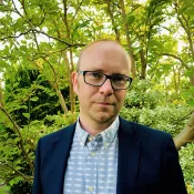 Portrait of Jesper Blomberg. Photo.