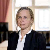Portrait of Jessica Almqvist. Photo.