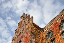 Lund University library with a blue sky. Photo Johan Person.